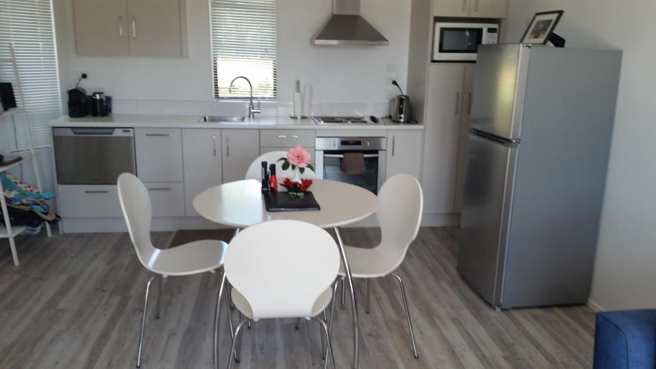 Jake'S Place Oneroa Waiheke ภายนอก รูปภาพ