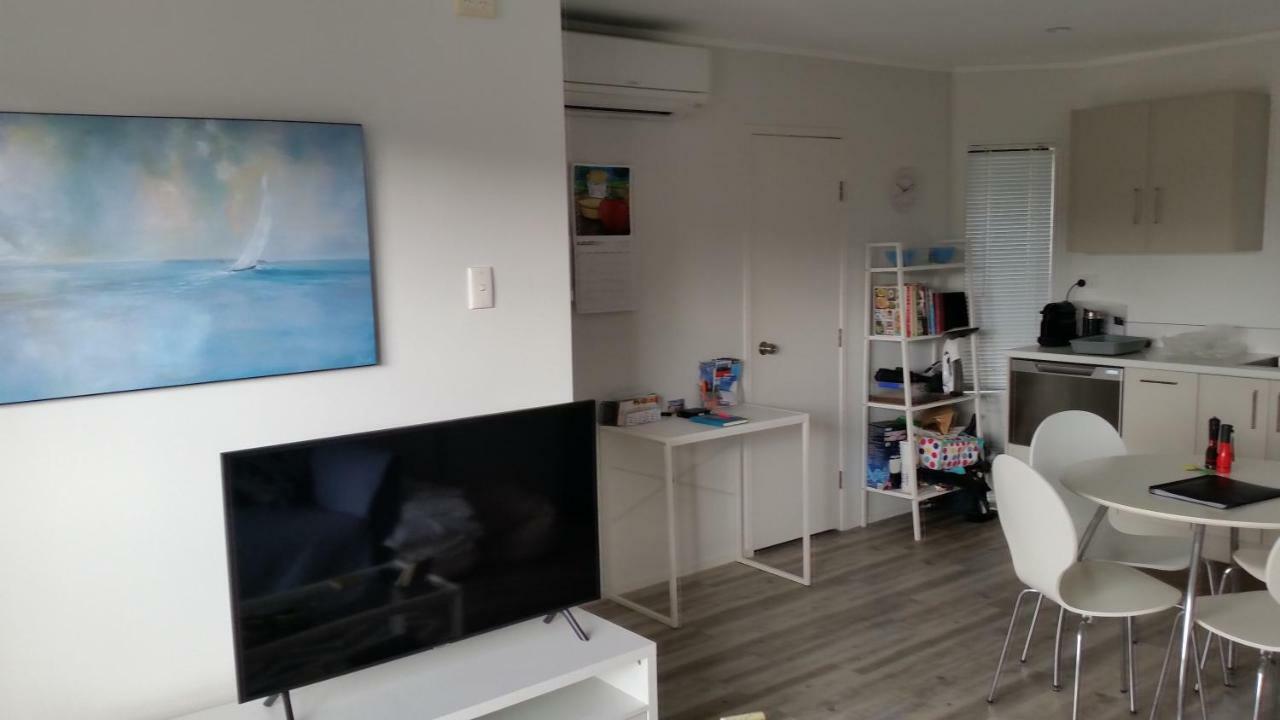 Jake'S Place Oneroa Waiheke ภายนอก รูปภาพ
